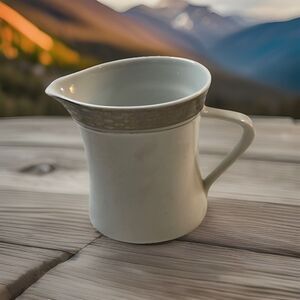 Mikasa Tempo Seventy Mercury 5895 Coffee Creamer Pourer Silver Rim Vintage 70s